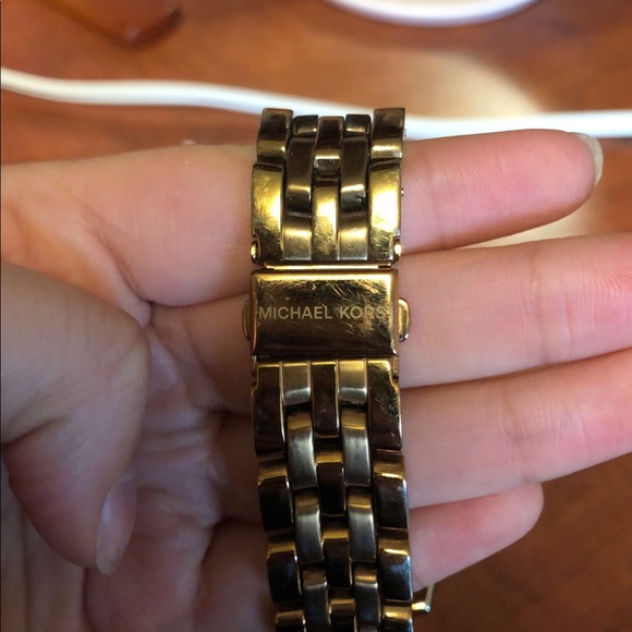 Rose Gold Michael Kors Watch - Picture 3 of 4